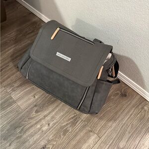 Petunia Pickle Bottom Deluxe Diaper Bag